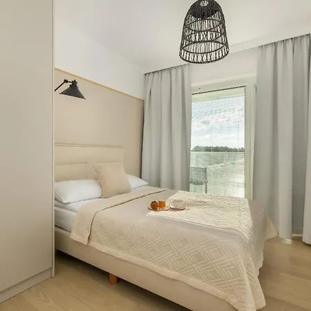 Family With Gym And Swimming Pool By Renters Prestige Appartement