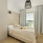 Family With Gym And Swimming Pool By Renters Prestige Апартаменты