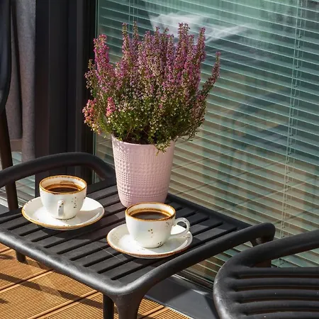 Daire Family With Gym And Swimming Pool By Renters Prestige *