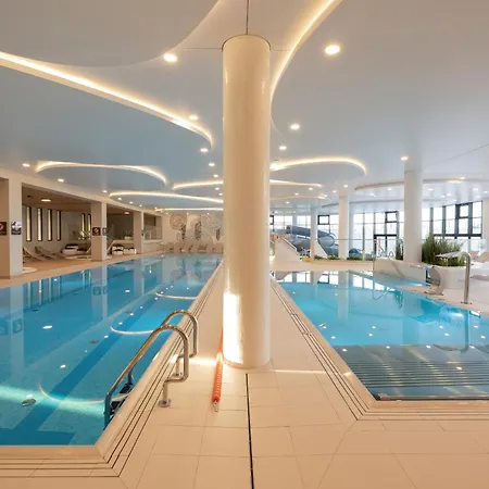Family With Gym And Swimming Pool By Renters Prestige * Колобжег