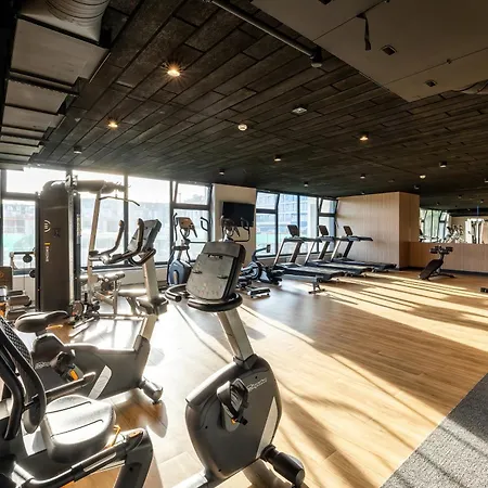 Family With Gym And Swimming Pool By Renters Prestige Апартаменты